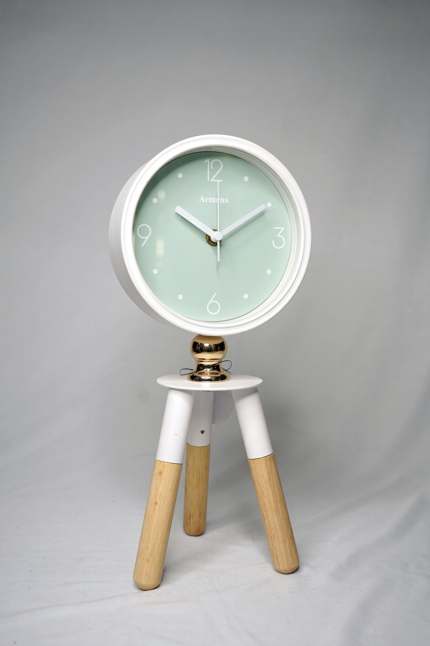 Modern Elegance Desk Clock