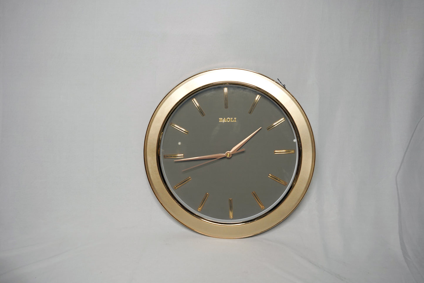 TimeNest Stylish Wall Clock