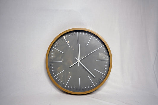 Mordern Minimalist Wall Clock