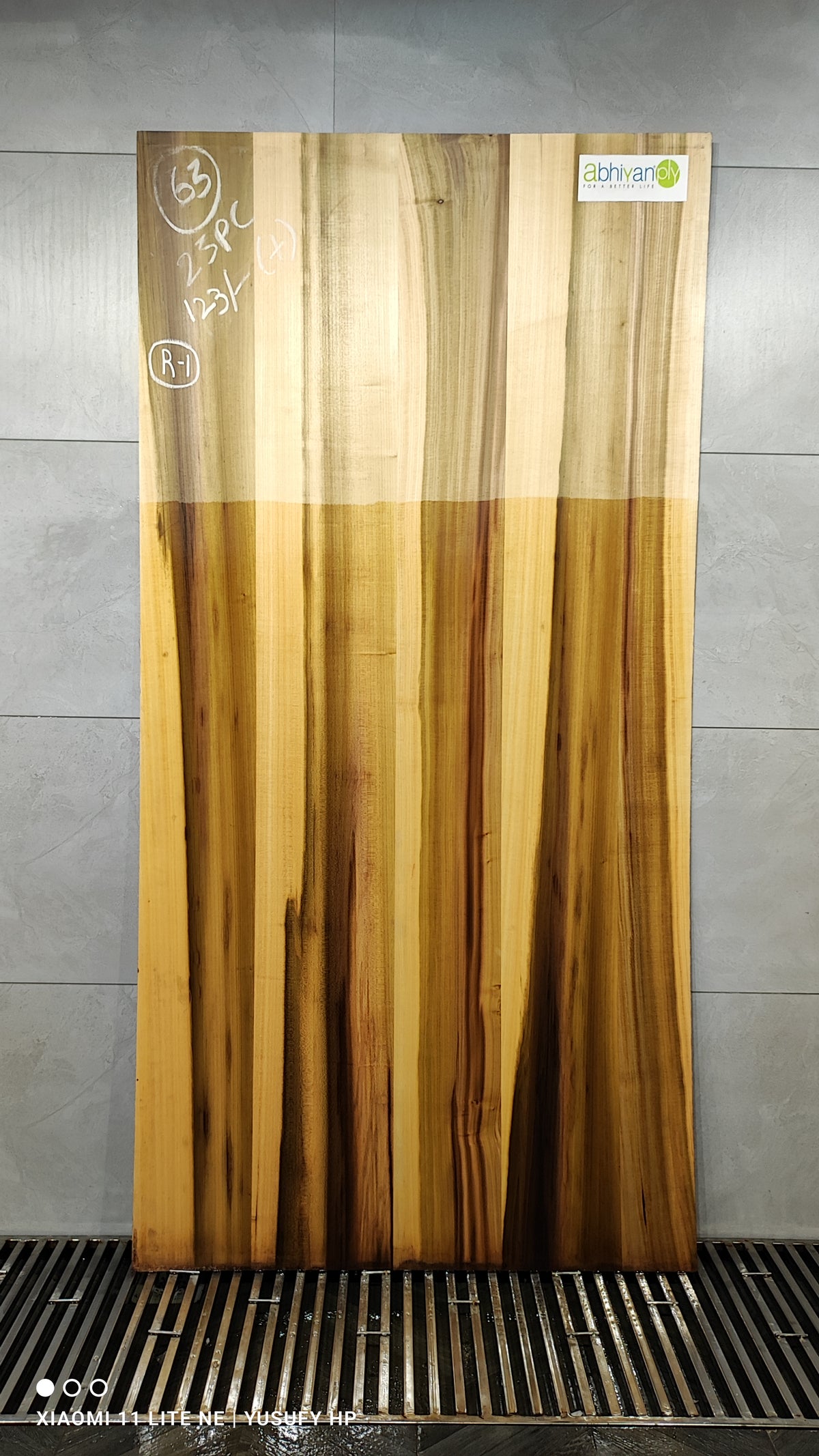 NATURAL VENEER